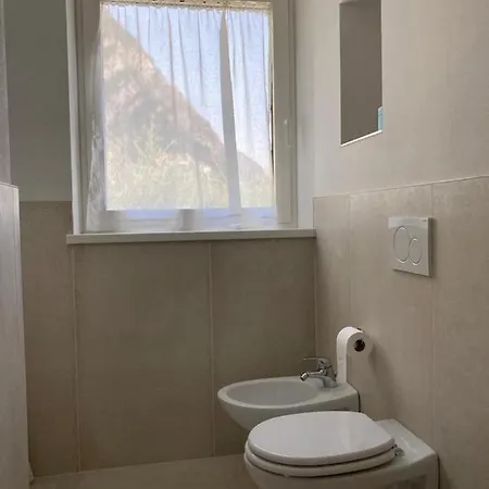 La Casa Sul Lago Apartments - Blue Wave Apartment Limone sul Garda Exterior foto